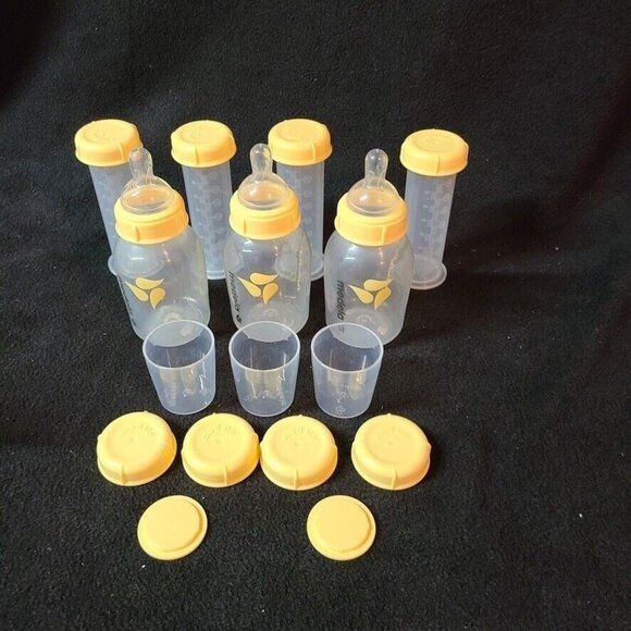Medela Clear Bottles Nipples Breast Milk Storage Containers Yellow Lids Lot 16 - Picture 1 of 5